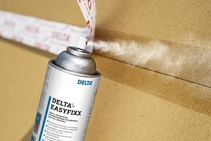 DELTA-EASYFIXX Полимерный клей-спрей / грунтовка для пористых оснований перед применением клеящих лент